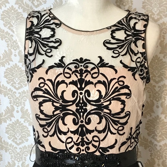 NWT BETSY&ADAM EVENING GOWN🖤🖤 - Picture 2 of 8